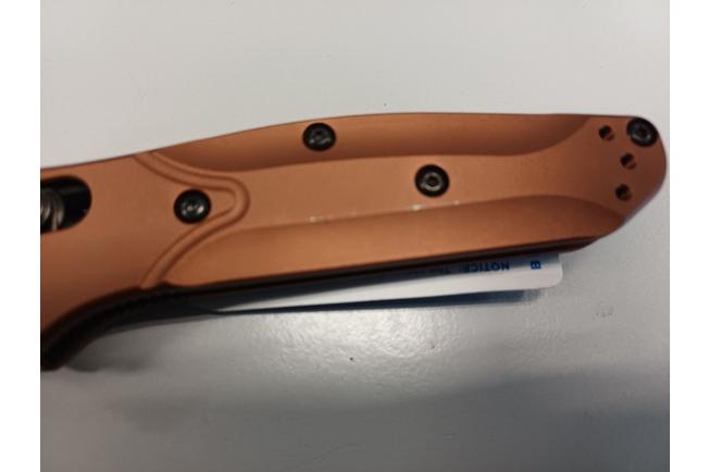 Immagine per Benchmade 945BK-03 Mini Osborne, DLC Battlewash CPM MagnaCut, Burnt Copper Aluminum coltello da tasca, Warren Osborne design