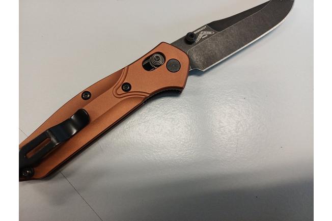 Immagine per Benchmade 945BK-03 Mini Osborne, DLC Battlewash CPM MagnaCut, Burnt Copper Aluminum coltello da tasca, Warren Osborne design