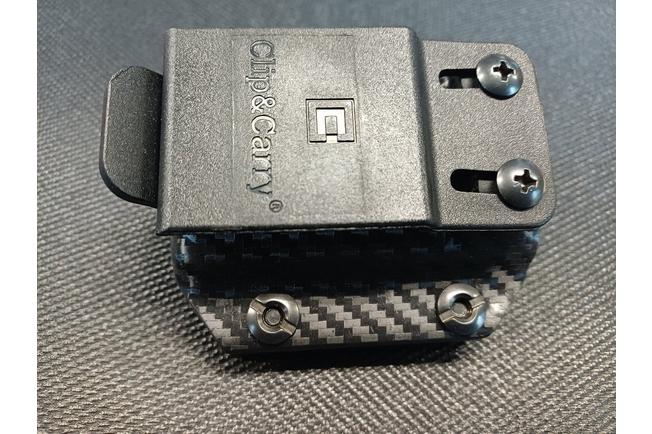 Obraz dla Pochewka na pasek Clip And Carry Kydex Sheath Leatherman Raptor Response, Carbon Fiber Black LRAPT-RESP-CF-BLK