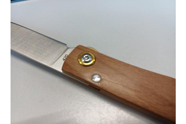 Bild für Böker Plus Rusticus Medium 01BP0041, Satin 420 Stainless Steel, Brown Wood Taschenmesser