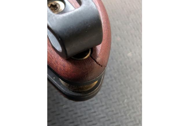 Obraz dla Nóż składany WE Knife Smooth Sentinel WE20043-3 Black Titanium Cuibourtia Wood