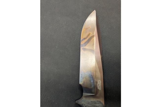 Imagen para TRC Knives Apocalypse, Elmax Apocalypse Finish, Black Canvas Micarta, cuchillo de supervivencia