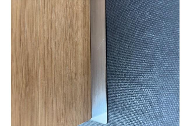 Bild für Laguiole en Aubrac Magnetic Knife Block Oak Wood BLOCCHGO Eichenholz, magnetischer Messerblock