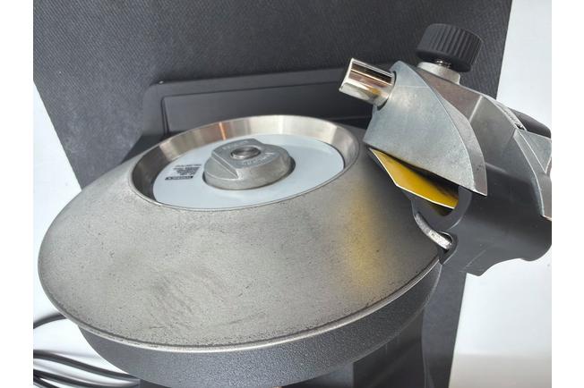 Obraz dla Ostrzałka Tormek T-1 Kitchen Knife Sharpener, Carbon Black