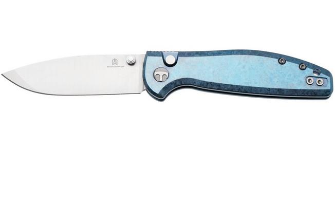 Image pour Bestechman Goodboy Jr. BMK10-C-1 Satin CPM MagnaCut, Blue Crystallized Titanium, couteau de poche Knivesandtools Exclusive