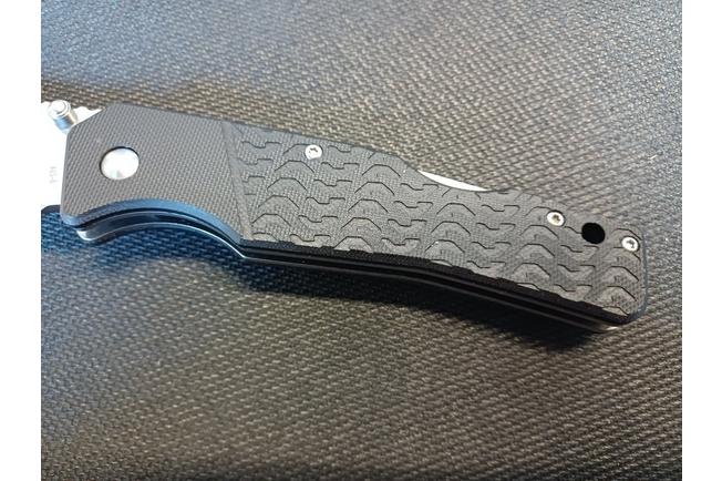 Image for Schrade Ultimatum, 1159318 black G10 pocket knife