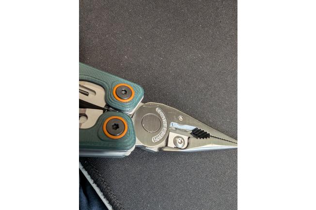 Image pour Leatherman Wave Alpha Cascadia Bundle EU300165 Black DLC MagnaCut, Green G10, multitool avec Bit Kit 931014