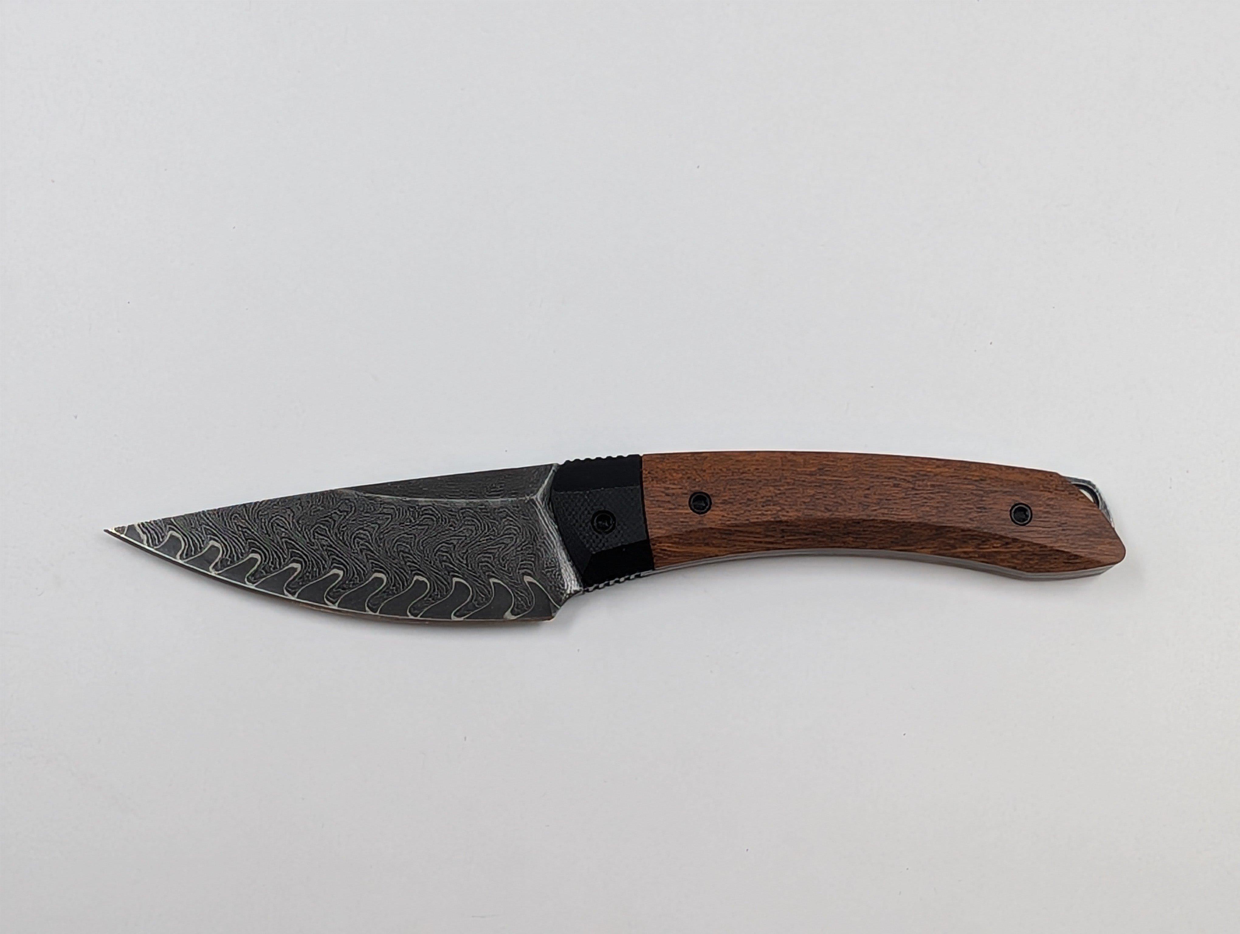 【momokuri】 Kizer Momo Fix 3 1124A1 Acid-Washed Takefu VG-10 Damascus, Mkuruti
