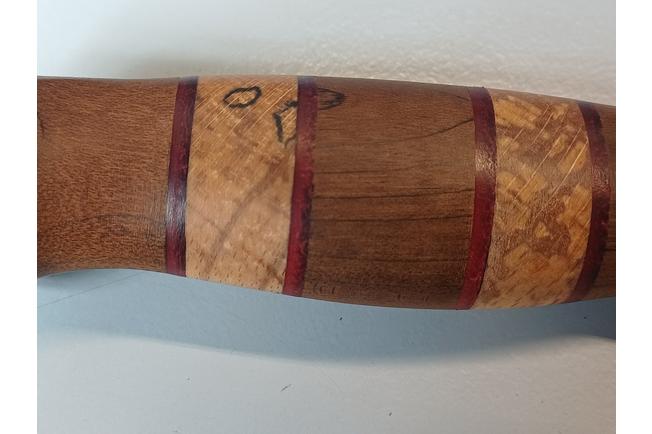 Image pour Helle Harding Rubin 200699, 2026 Limited Edition, Polished H3LS, Spalted Beechwood, Red Leather, couteau fixe