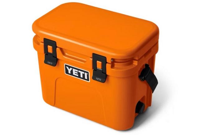 Afbeelding voor Yeti Roadie 15L Cooler, King Crab Orange, koelbox met schouderband 