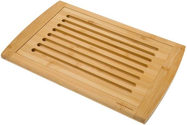 Tabla para cortar el pan con rejilla y de madera de bambú.