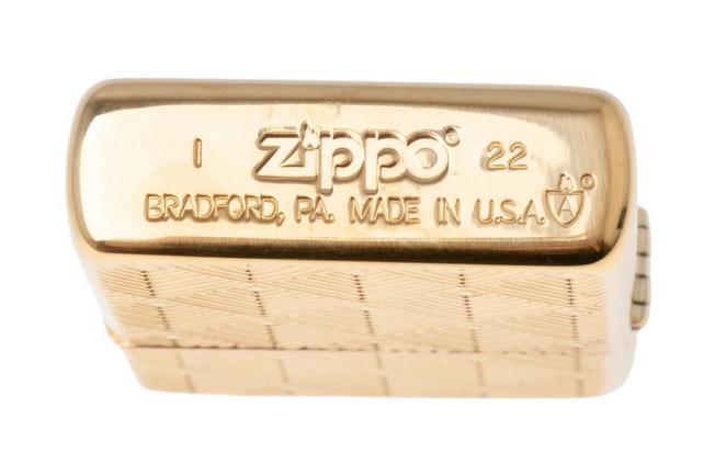 Afbeelding voor Zippo Armor Pattern Design High Polish Brass 60006610, aansteker