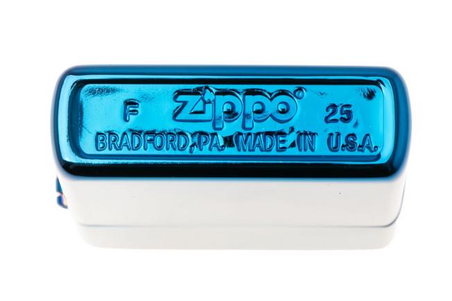 Afbeelding voor Zippo Original Stormtrooper, Collage Design 60007767, aansteker 