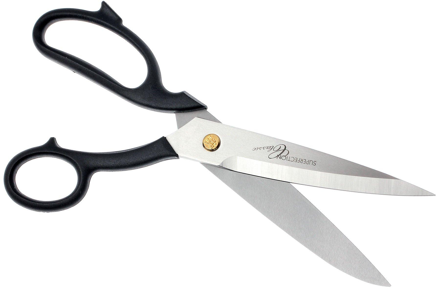 La Reina Letizia Reta Al Otoño Con Su Traje Sastre 'made In Spain' Y