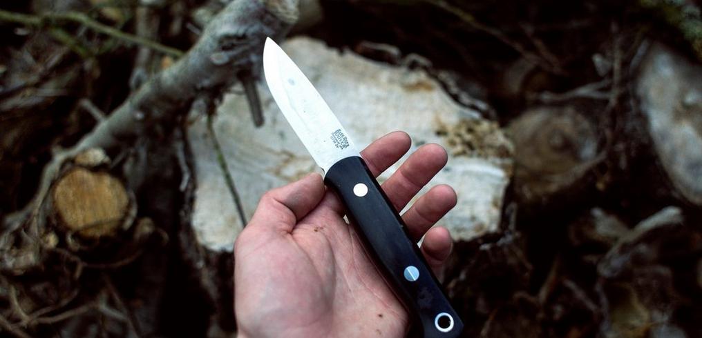 Revue d’expert Bark River Knives Bushcrafter 1 | Le parfait couteau de bushcraft