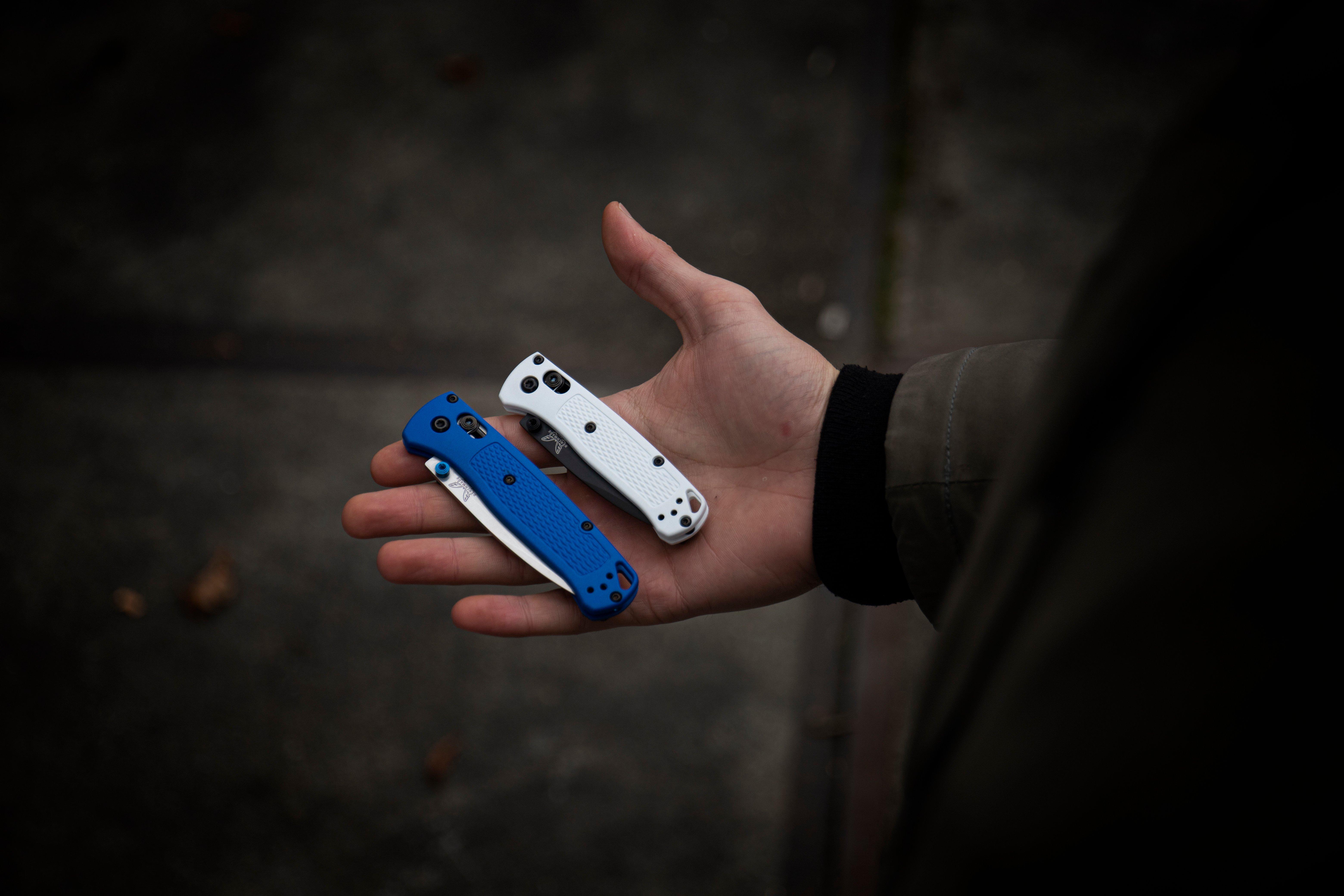 Benchmade Bugout vs Mini Bugout