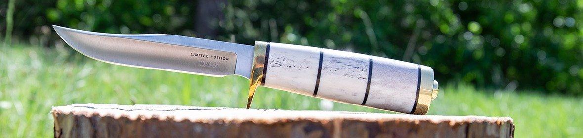 Was bedeutet der Warnhinweis über krebserregende Stoffe auf der Verpackung eines Messers?