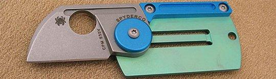 De Dog Tag Folder: productie-prototype van Spyderco