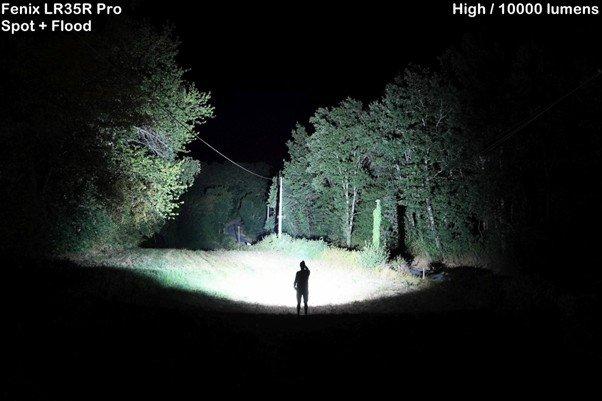 Fenix LR35R Pro Spot + Flood High 10000 lumens