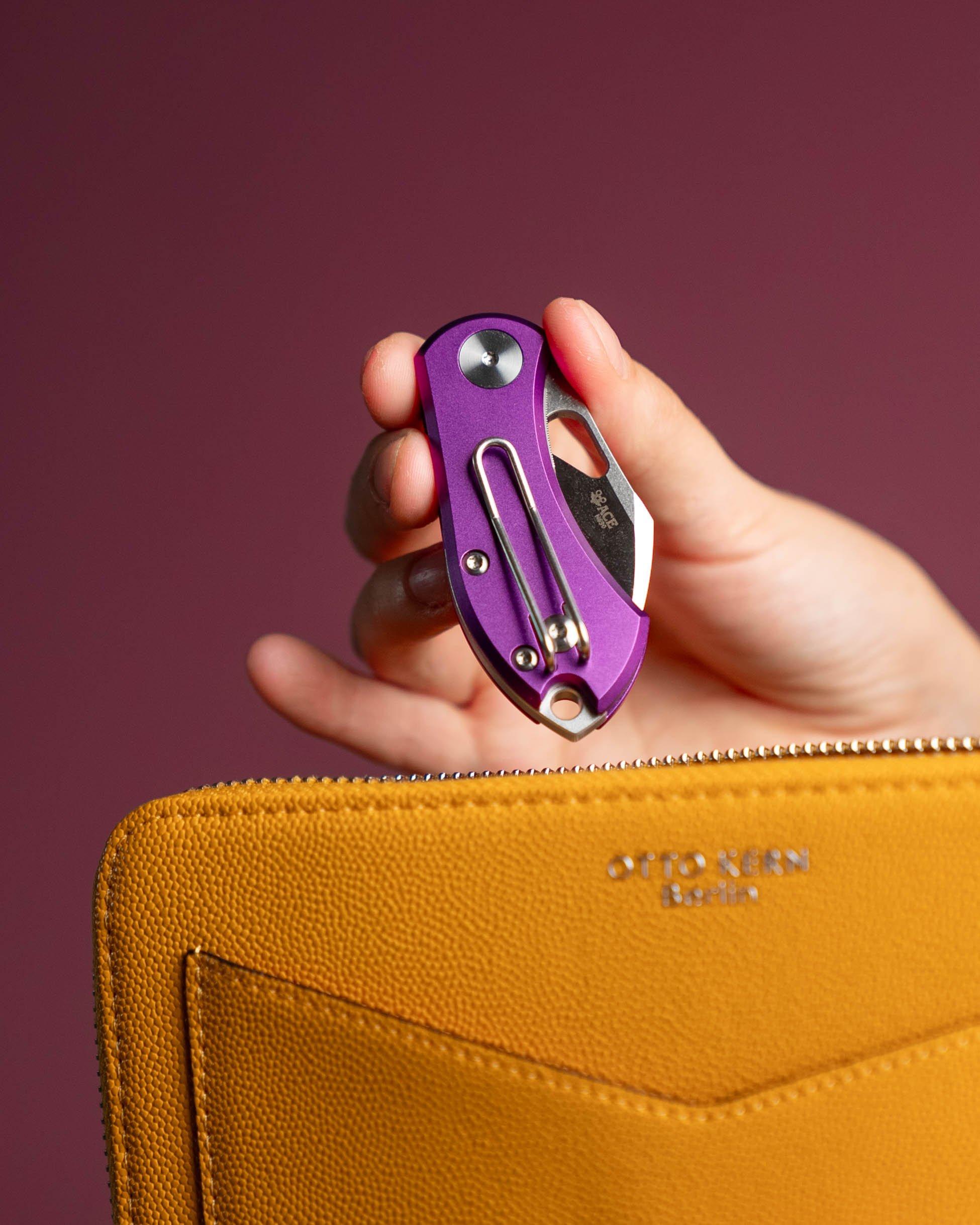 GiantMouse ACE Nibbler Purple Aluminium, N690 pocket knife, Ansø en