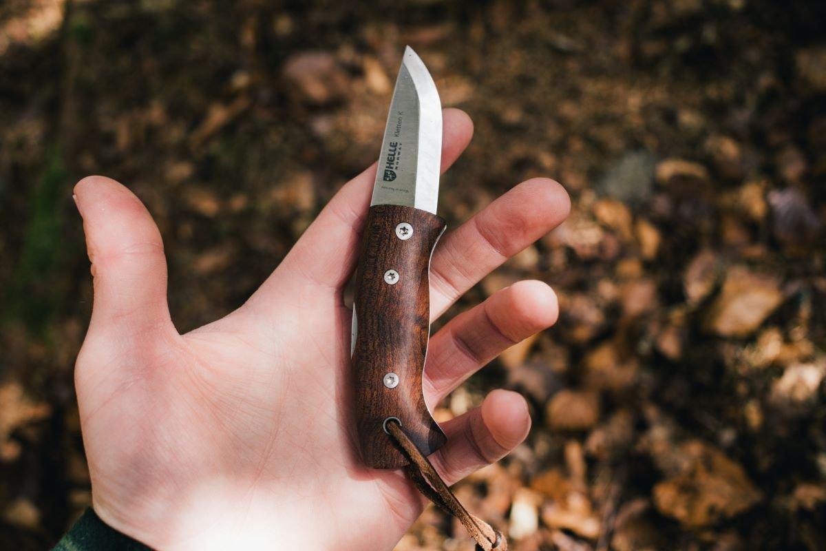 Helle Kletten K: review from a Bushcrafter's perspective