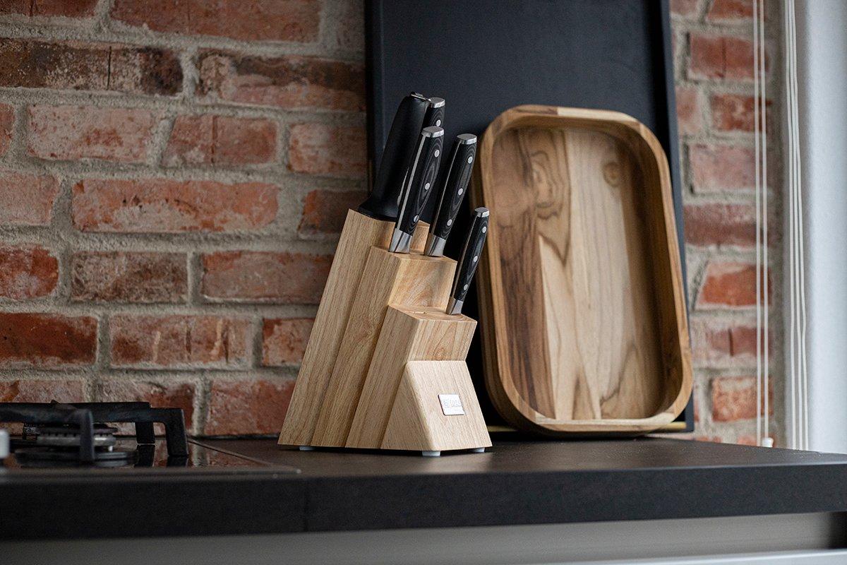 Buying Guide: how do you comprise a knife set?