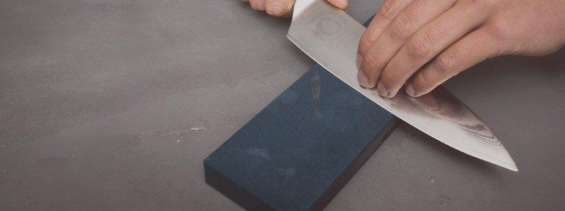 Crepe capillari nella tua pietra per affilare Naniwa Professional