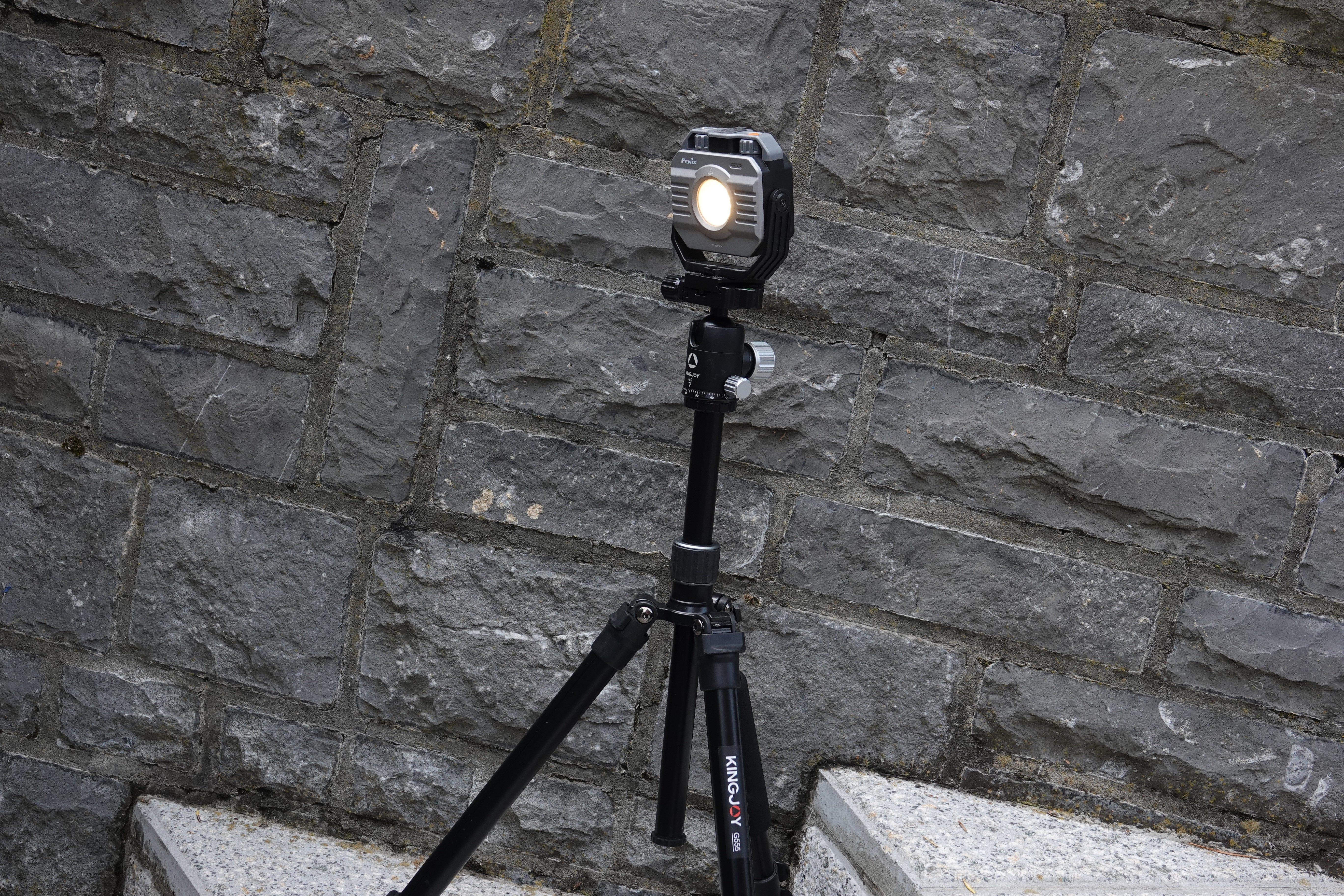 Statiefaansluiting CL28R