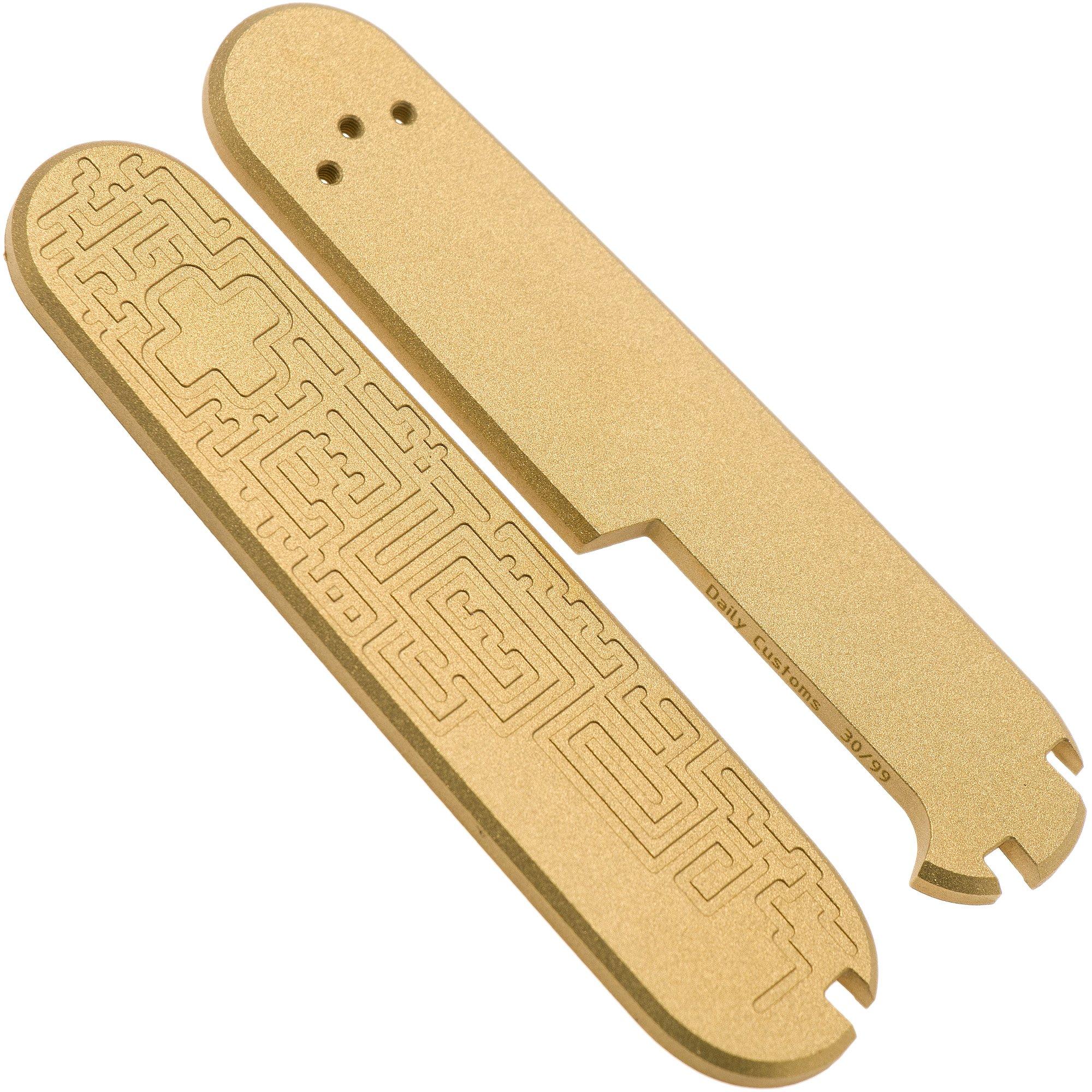 Okładziny Victorinox Daily Customs 91.2+ Labyrinth Pattern, Brass P10009003