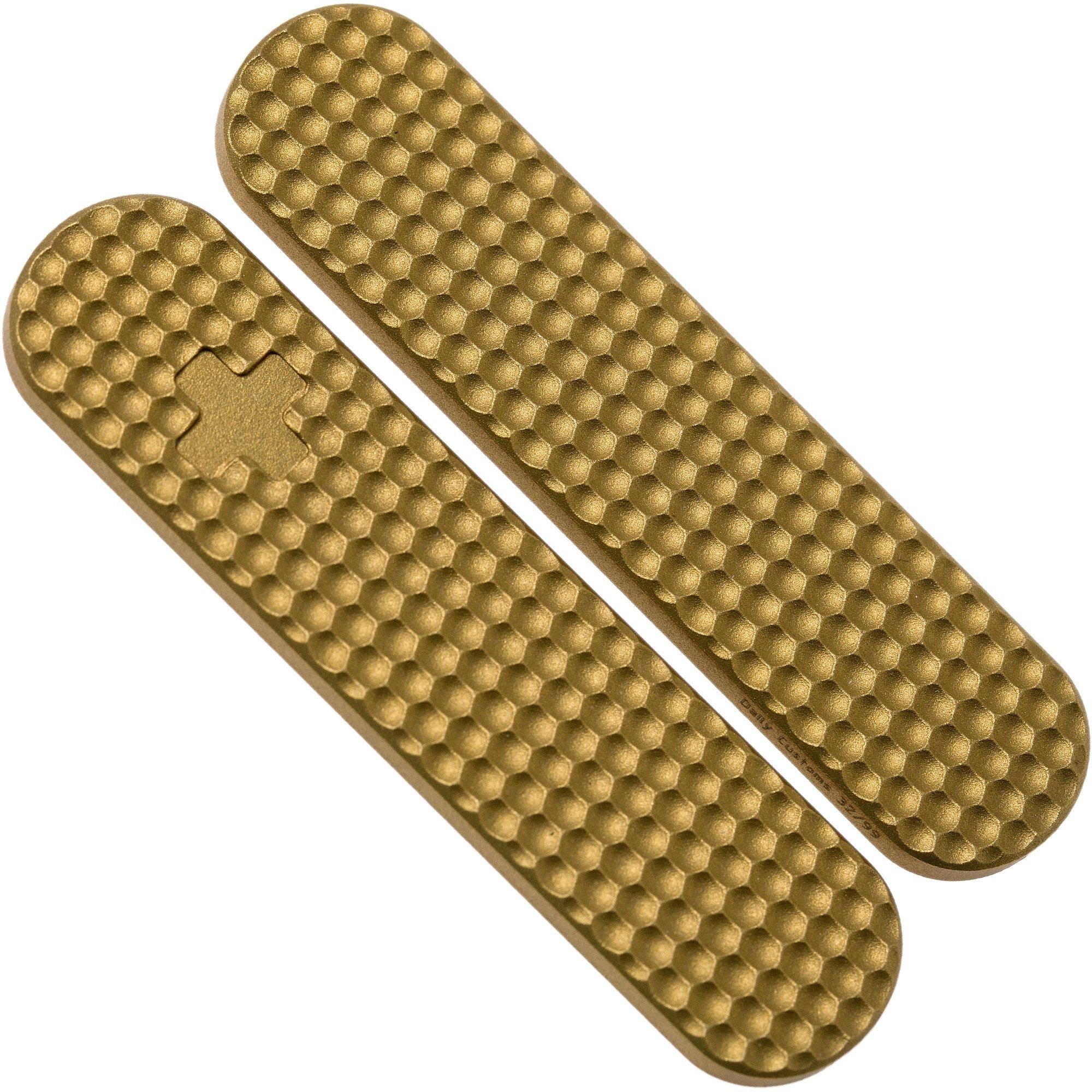 Okładziny Victorinox Daily Customs 58.2 Golfball Pattern, Brass P10009498