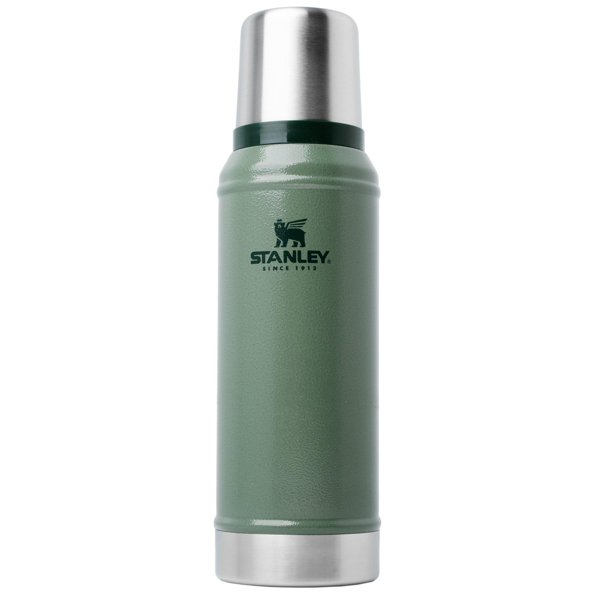 Stanley The Legendary Classic Bottle 1QT, Hammertone Green 10-11346-091 insulated bottle with pour-through stopper and cup, 940 ml
