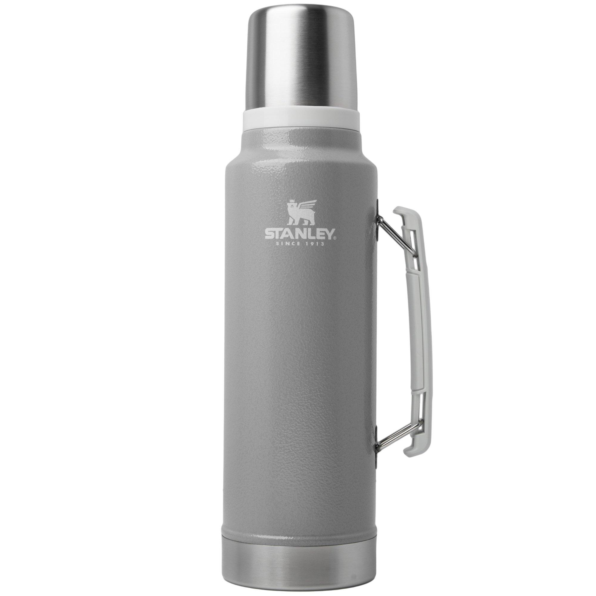 Stanley The Legendary Classic Bottle 1.5QT, Hammertone Ash 10-11347-0337 insulated bottle with pour-through stopper and cup, 1.4L
