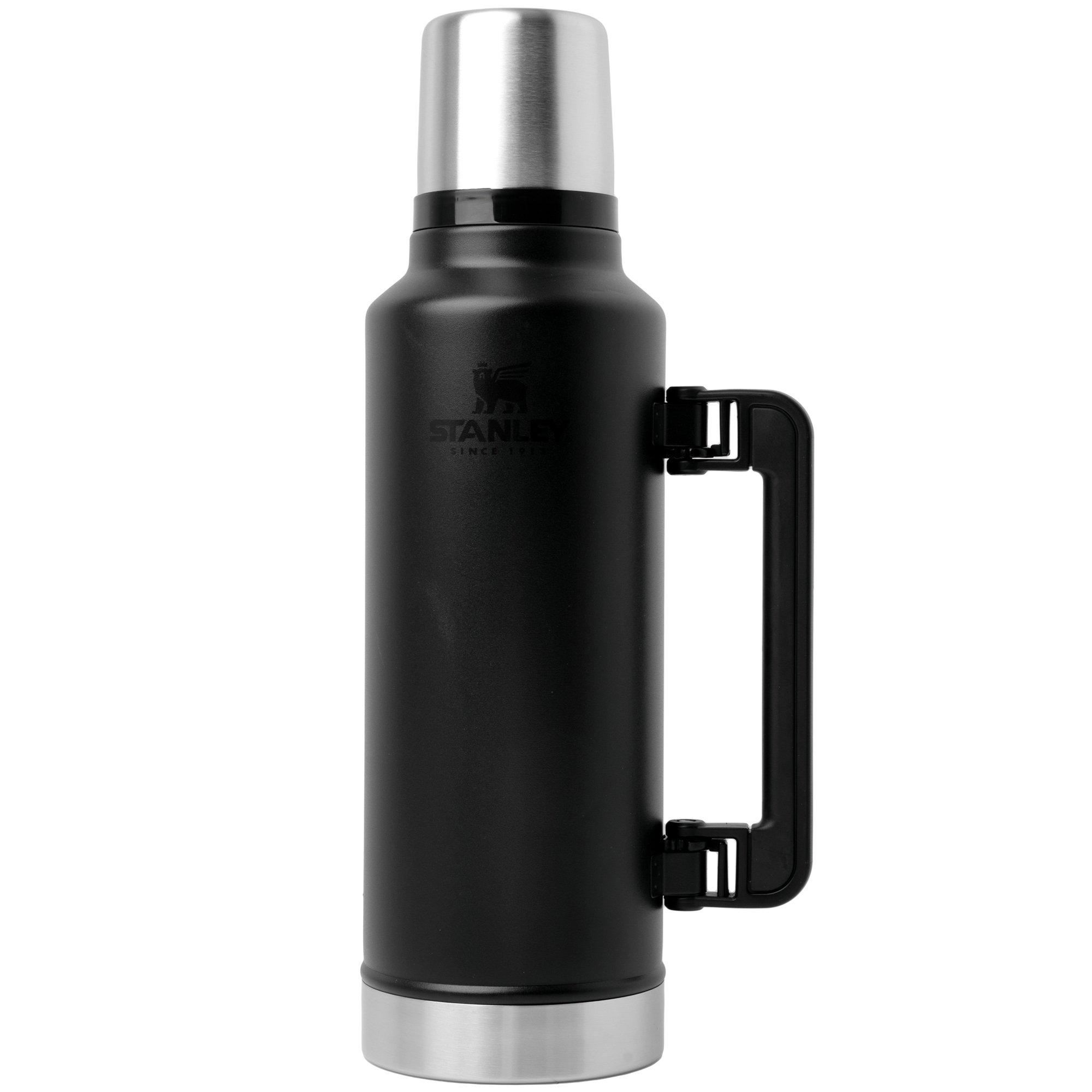 Stanley The Legendary Classic Bottle 2.0 2.0QT, Black 10-11348-0065 insulated bottle with pour-through stopper and cup, 1.9L