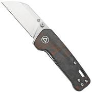 QSP Knife Penguin Mini QS130XS-E1, Satin 14C28N, Red Shredded Carbon fibre coltello da tasca