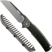 Reate JACK 2.0 Carbonfiber Grey, M390 Handrubbed couteau de poche avec peigne
