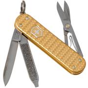 Victorinox Classic SD Precious Alox, Brass Gold 0.6221.408G Swiss navaja