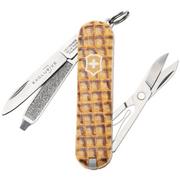 Image pour Victorinox Classic SD Stroopwafel Edition 0.6223.7R2 Knivesandtools Exclusive, couteau suisse