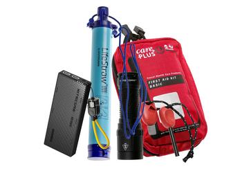 Kit de survie avec lampe de poche, batterie externe, filtre à eau, firesteel & kit de premiers secours